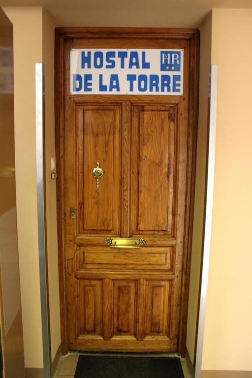 Hostal De La Torre Hostal Economico Valladolid Eksteriør billede